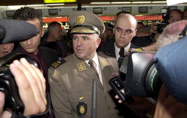 Врдољаков Генерал је срамни фалсификат: Генерал Адеми незадовољан ратним остварењем